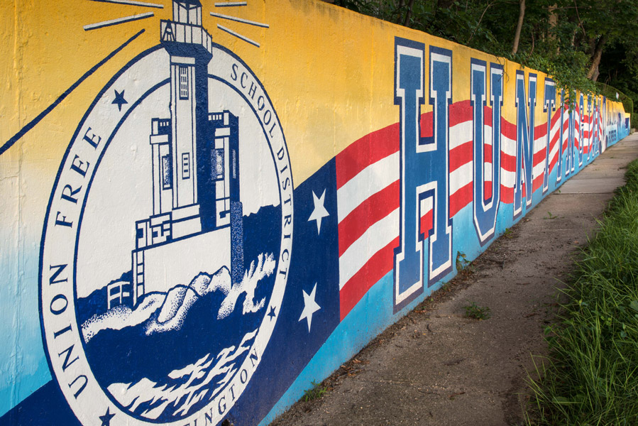 The Huntington School District's website is a leader in the state.