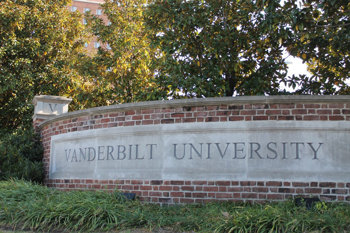 Huntington valedictorian has chosen Vanderbilt University as the next stop on his educational journey (1)