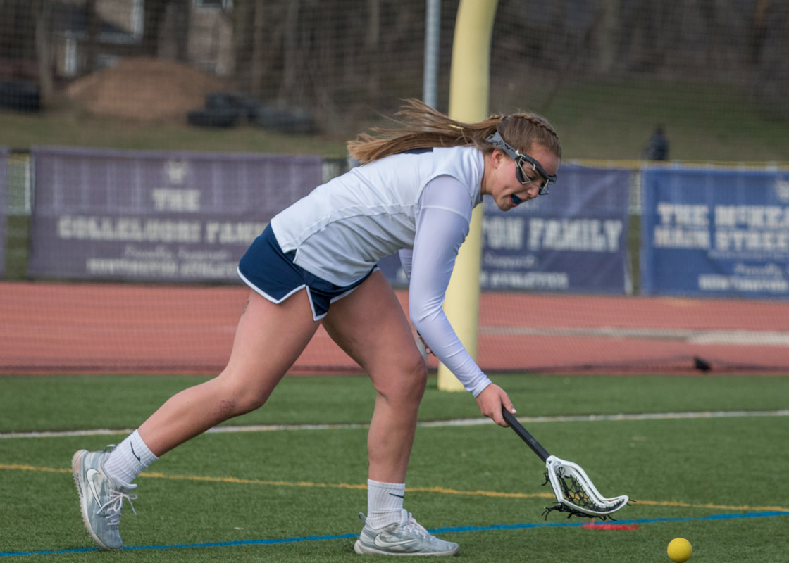 Huntington is starting to do all the little things. (Mike Connell photo.)