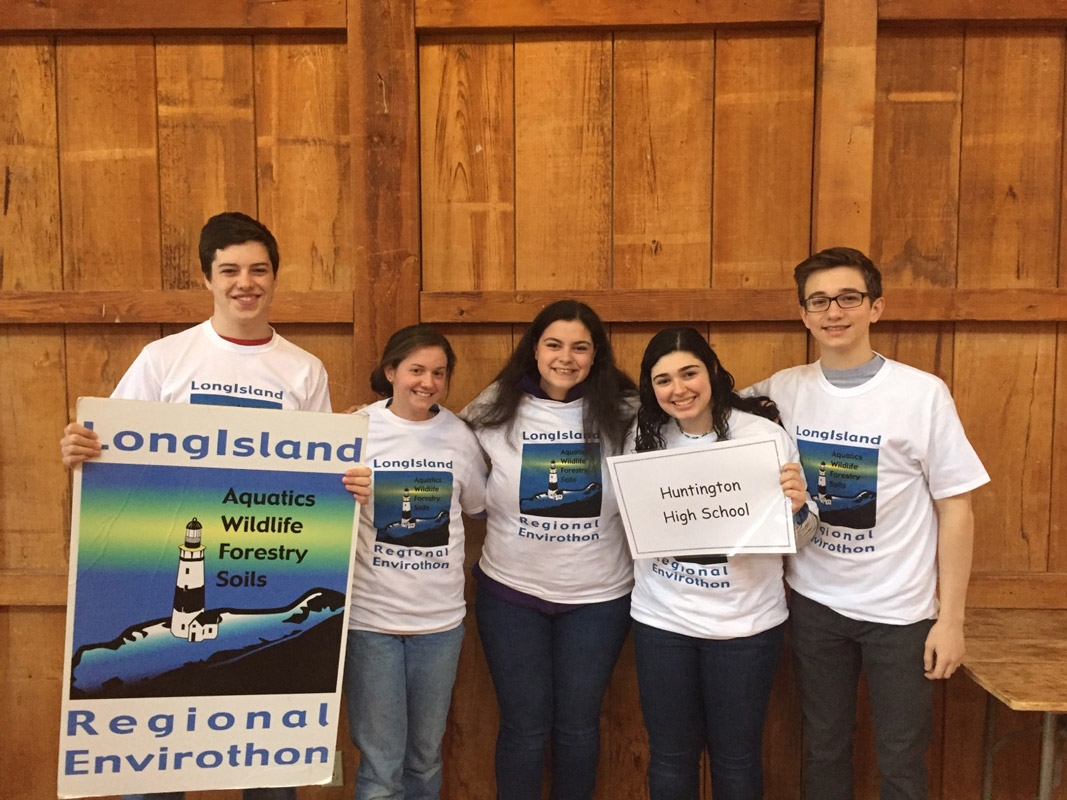 Rachel Moss (second from right) with fellow Envirothon team members.