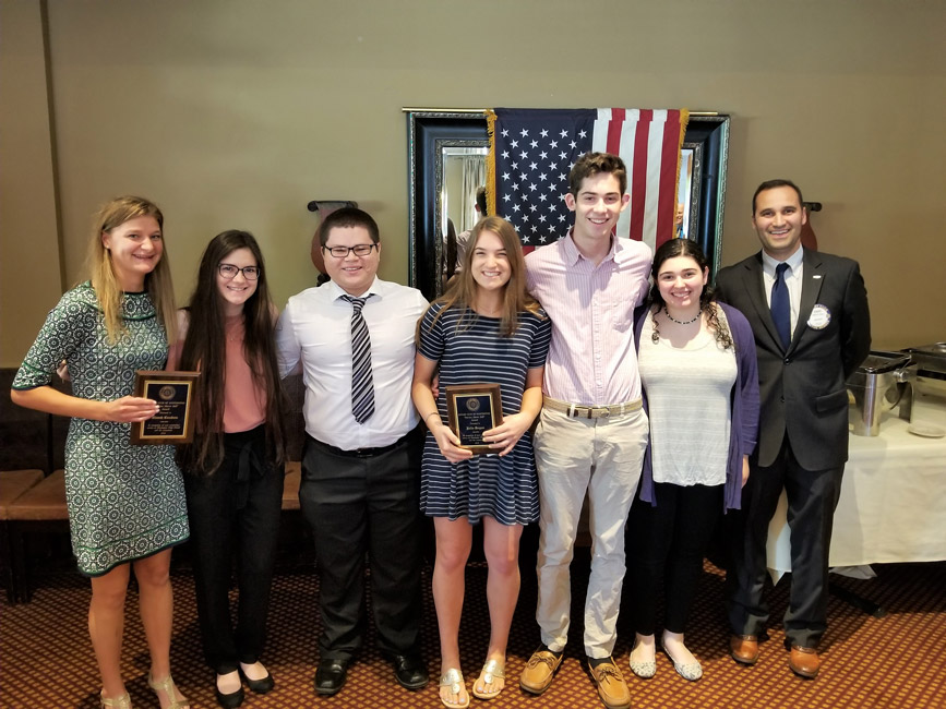Niamh Condon, Erica Vasquez, Joel Alfaro, Julia Rogan, Quinn Blackburn and Rachel Moss with Rotary club President Dave Borg.