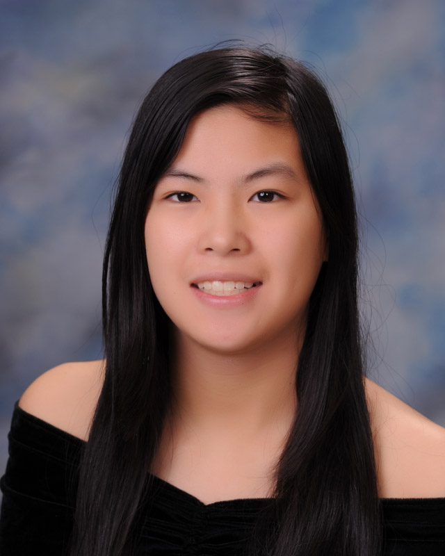 Huntington High School Class of 2018 member Emma Franznick.