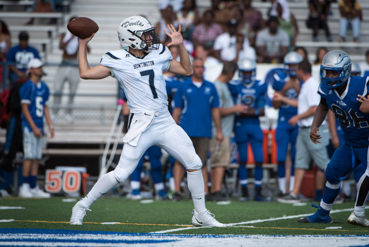 Senior John Paci uncorks a pass. (Darin Reed photo.)
