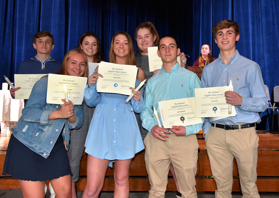 These new English Honor Society members are a happy bunch.