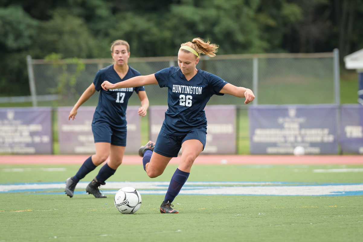 Huntington freshman Teddi Carnesi is a NYSPHSAA Scholar Athlete Award recipient. (Darin Reed photo.)
