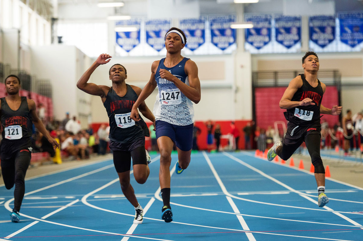 Kyree Johnson was a star for Huntington boys' track and field. (Darin Reed photo.)