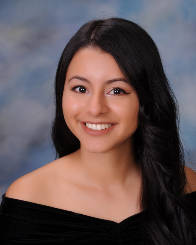 Huntington Class of 2018 member Roccio Rivas Lizama.