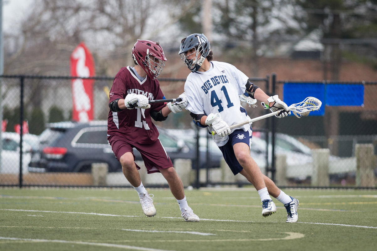 Jon Koumas seeks to evade the defense. (Darin Reed photo