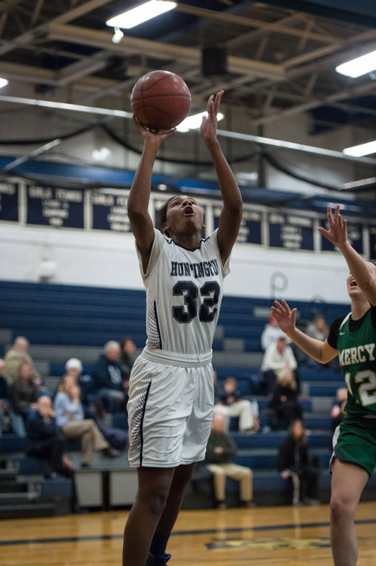 Nicole Leslie goes up for the basket. (Darin Reed photo.)