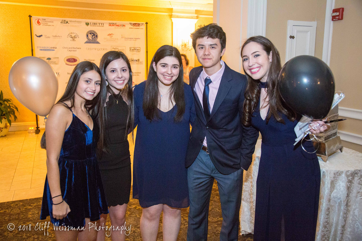 Many Huntington High School students were on hand for the gala. (Cliff Weissm