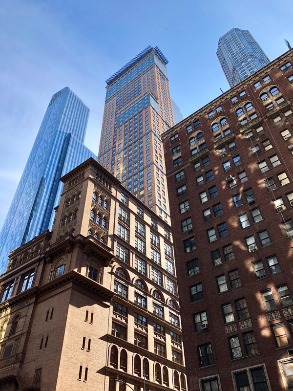 New York City provided countless opportunities for the Huntington photograpehrs to hone their skills. (Darin Reed photo.)