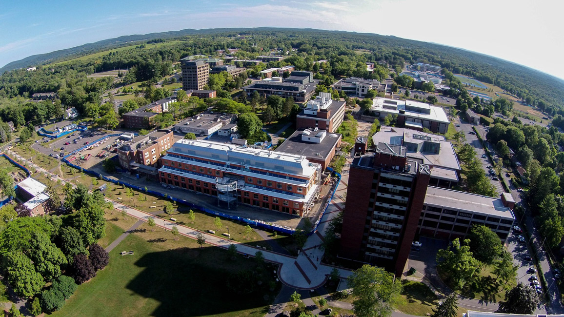 SUNY New Paltz has an undergraduate enrollment of 6,700 and offers nearly 100 undergraduate degree programs.