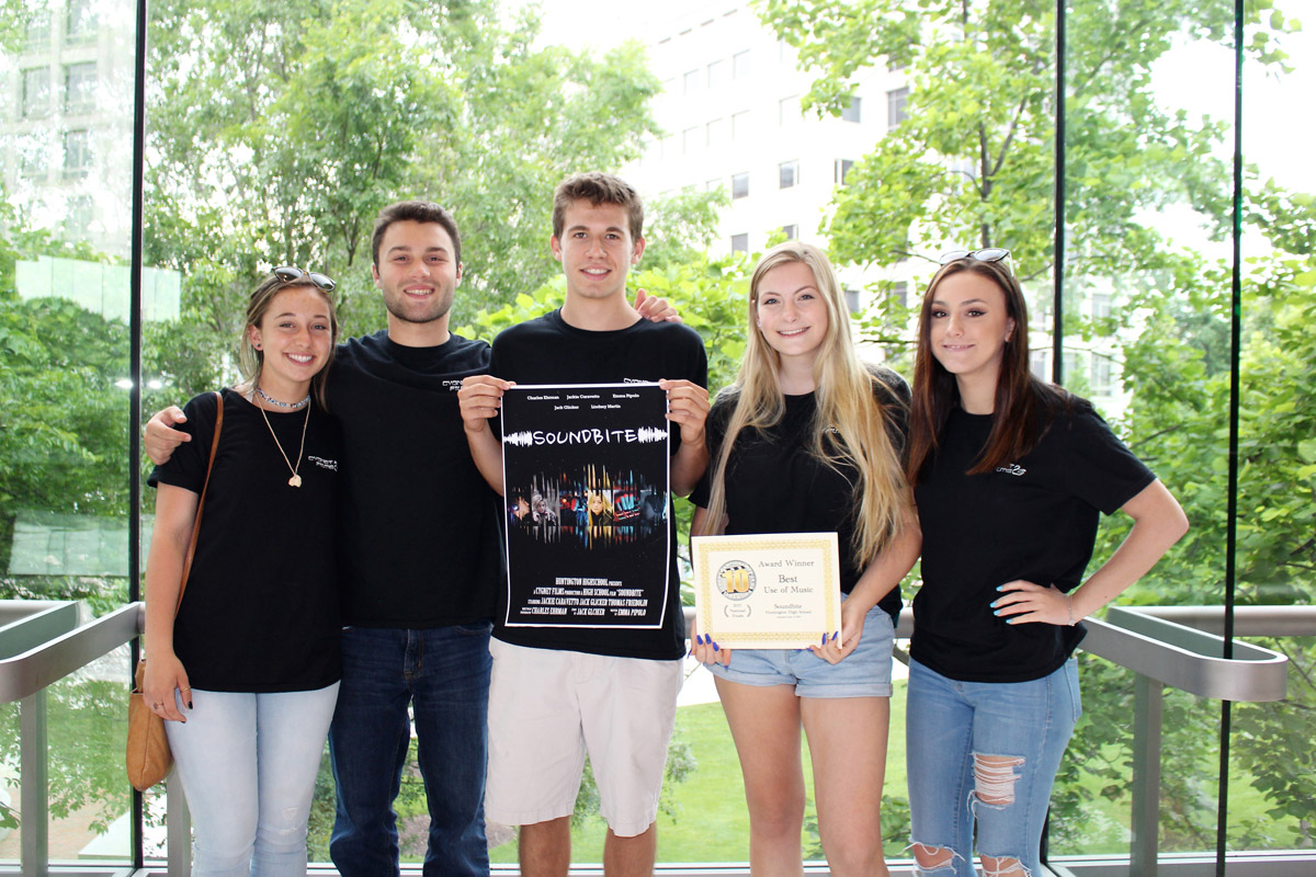 Lindsay Martin (right) with her 10 Day Film Challenge award winning project teammates