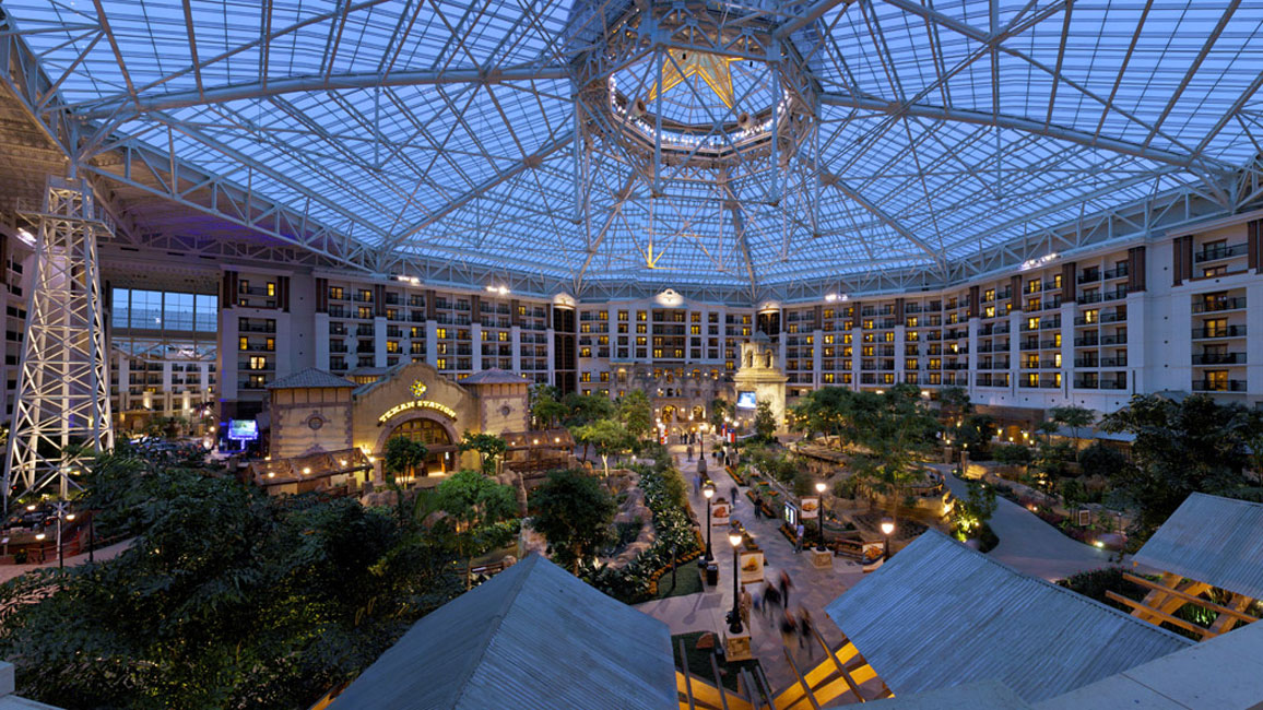 Jason Giachetti presented at a national music conference at the Gaylord Texan Conference & Convention Center.