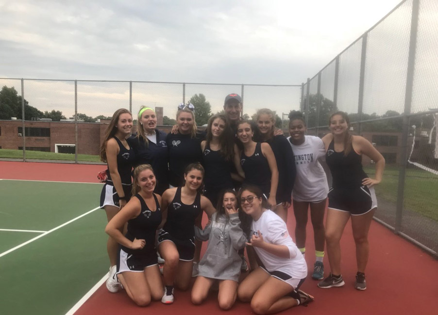 The 2018 Huntington varsity girls' tennis team