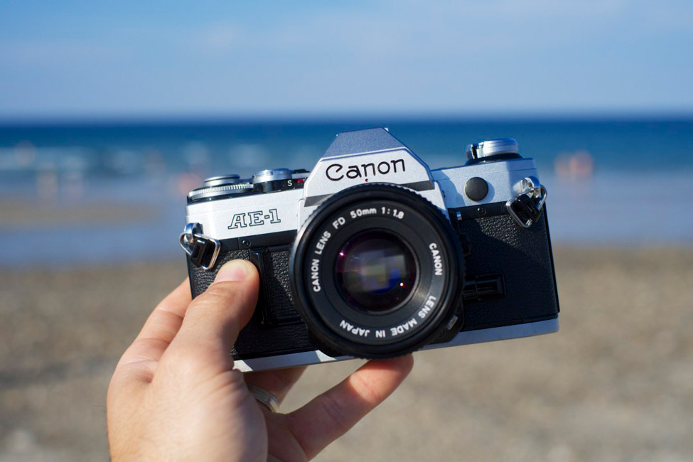Huntington photography students need working 35mm SLR cameras 