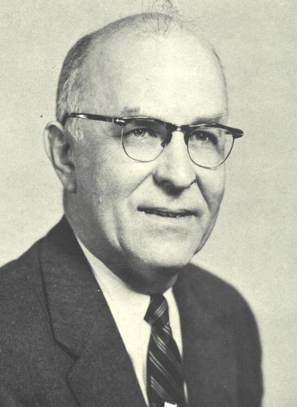 Huntington High School Principal Robert Cushman founded the Nathan Hale chapter of the National Honor Society.