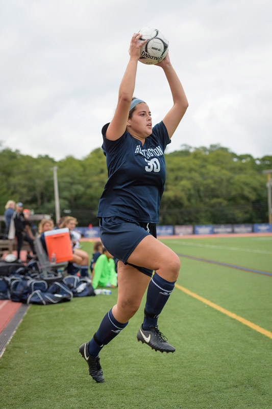 Riva Bergman in action for the Blue Devils. (Darin Reed photo.)