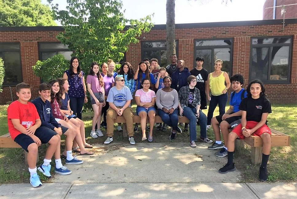 Huntington High School freshman seminar program participants outside the building.