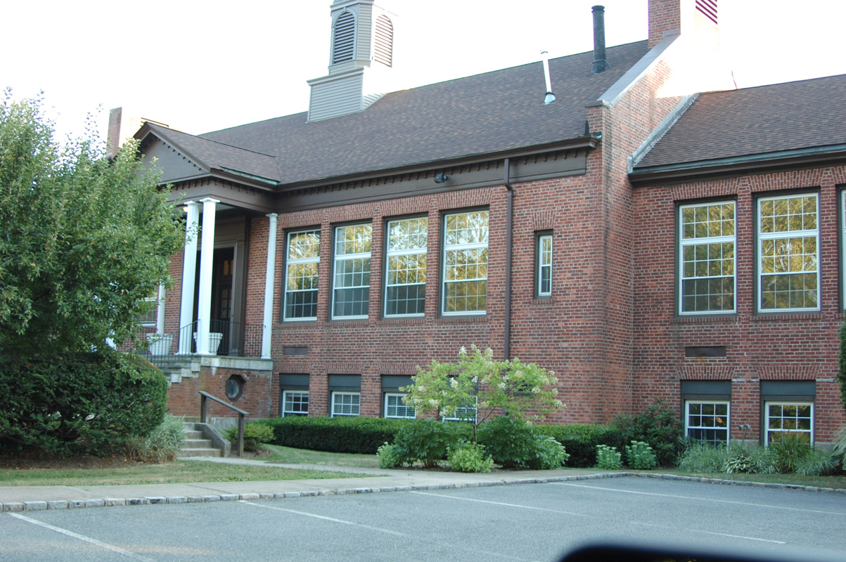 Nathan Hale School as it exists today 