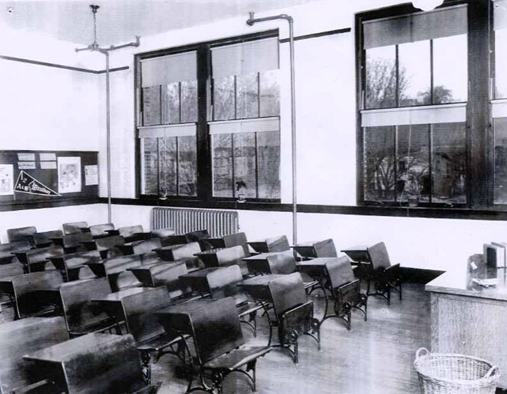 A Woodbury Avenue School classroom in 1923.