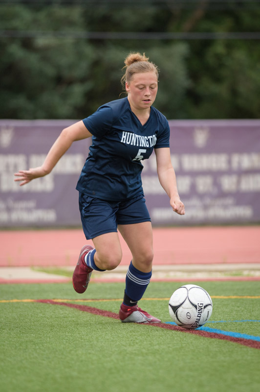 Senior Julia Tesoriero is a defensive mainstay for Huntington. (Darin Reed photo.)