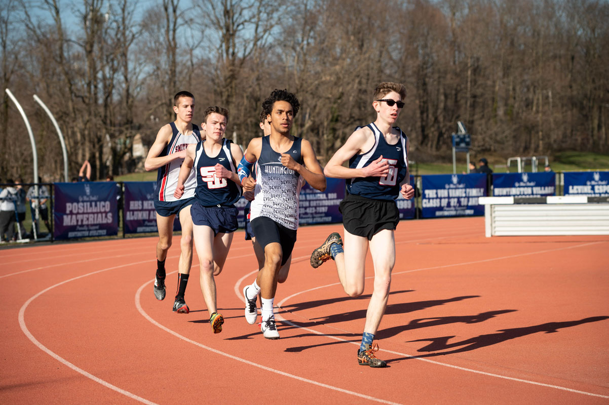 Sophomore Isaiah James is one of Huntington's best runners. (Darin Reed photo.)