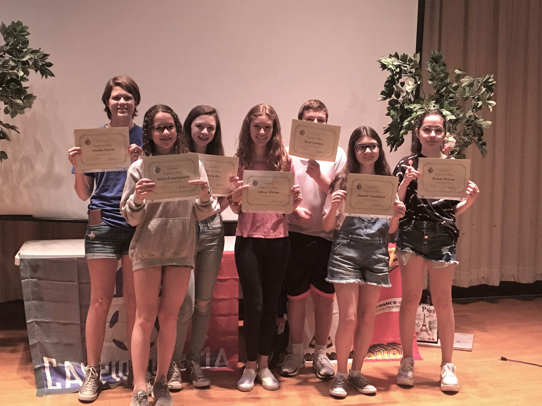 Finley eighth graders participating in the Le Grand Concours initiative.
