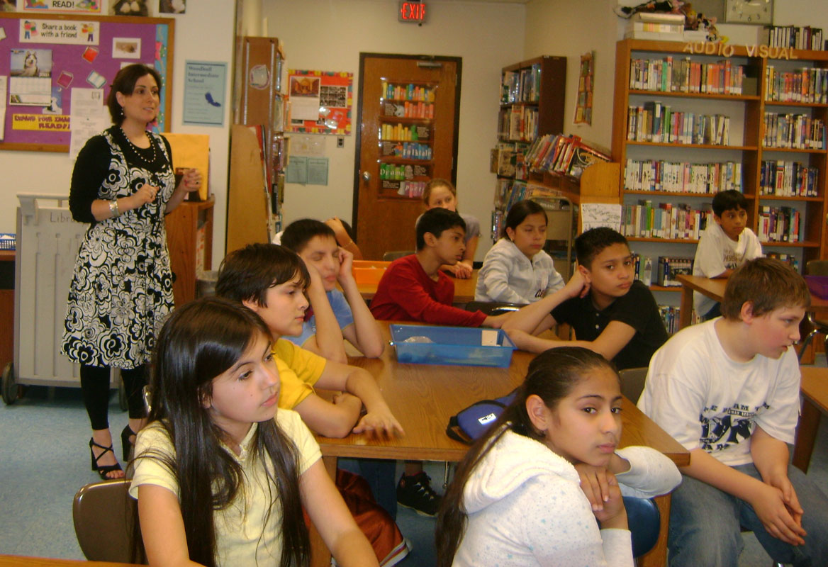 Christine Amodeo Palmer loved working as a Huntington School District librarian 