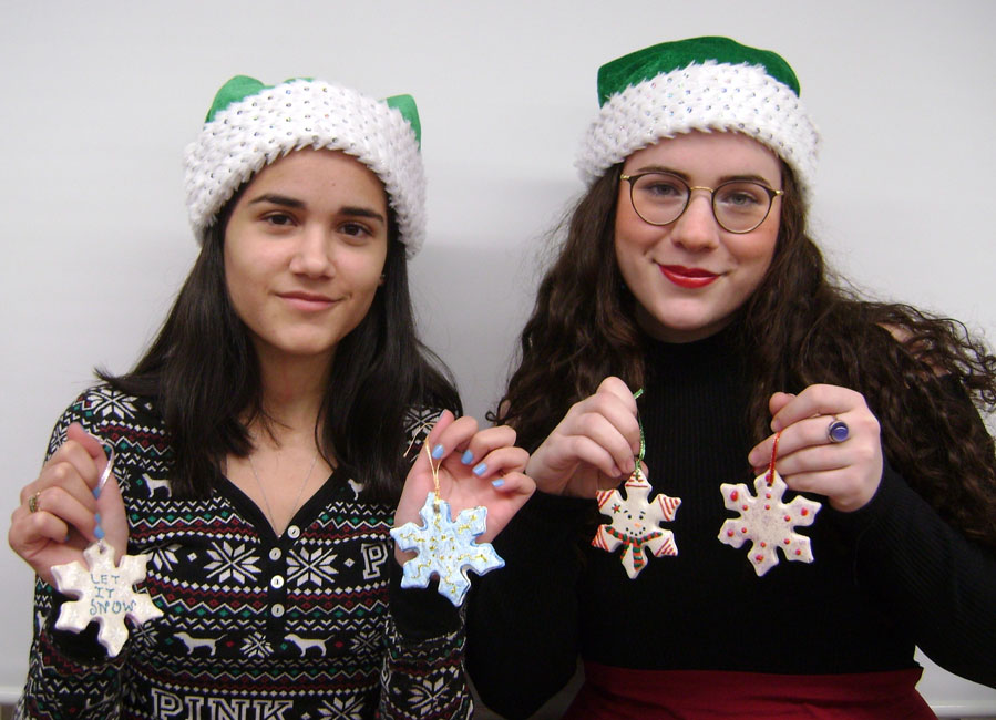 Art Honor Society President and Vice President Rocio Trujillo and Josie Fasolino.