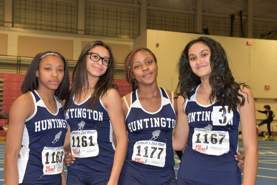 Huntington's 4x200m girls' track relay has qualified for the New York State championships