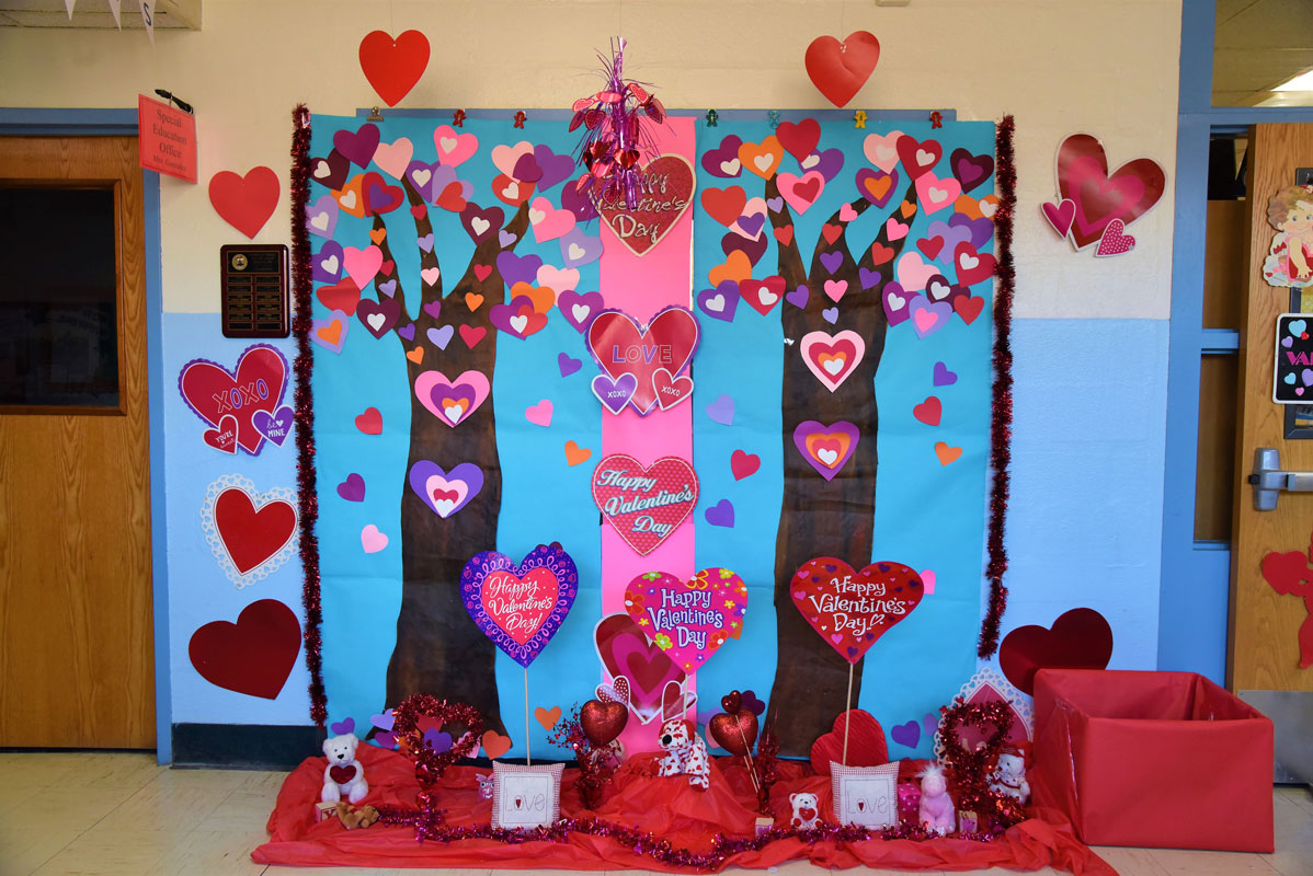 Valentine's Day display at Washington School created by art teacher Maria Mazzola.
