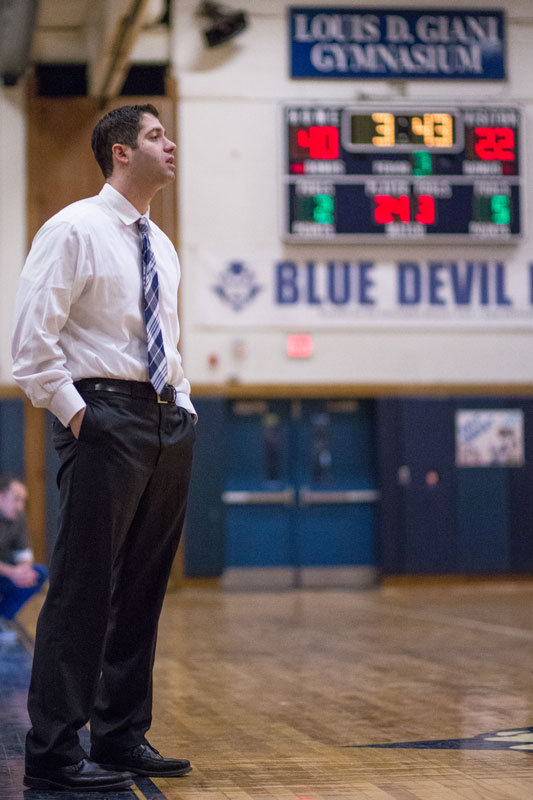 Huntington girls' basketball coach Michael Kaplan. (Mike Connell photo.)