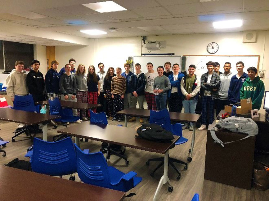 Local businessman Jamie Proctor visited with Huntington High School Virtual Enterprise classes.