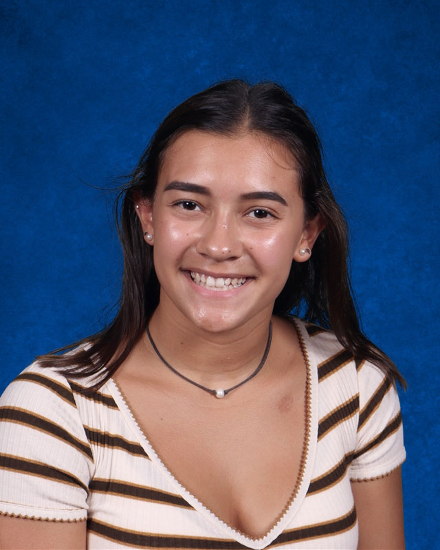 Huntington High School junior Bella Thompson (2)