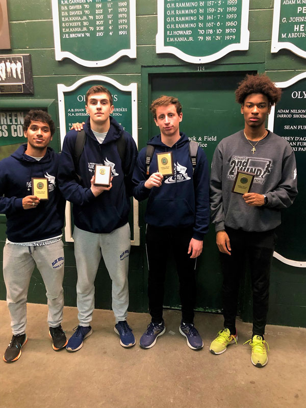 Huntington's gold medal winning 4x400m relay team of Isaiah James, CJ Kiviat, Justin Stevens and Johnathan Smith.