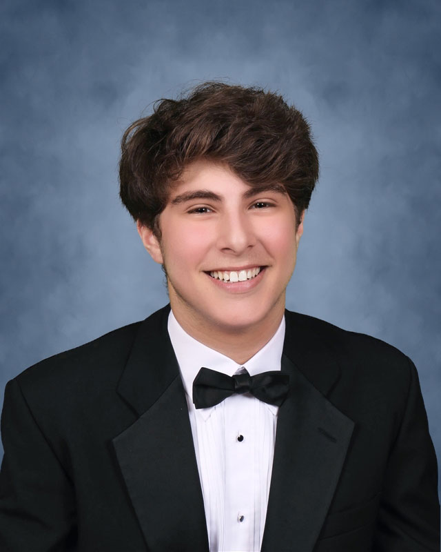  Samuel Roberts won the Huntington Class of 1968 scholarship award. 