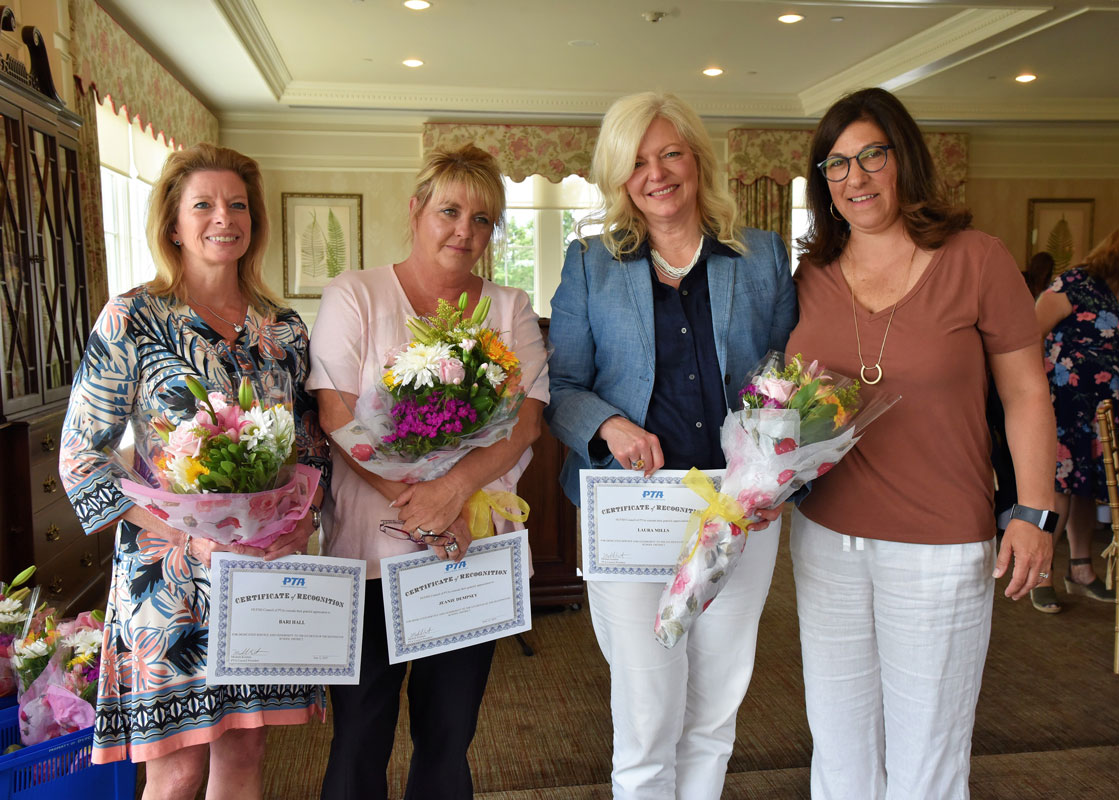 Huntington PTA Council President Michele Kustera with retiring longtime PTA volunteers Bari Fehrs, Jeanie Dempsey and Laura Mills 