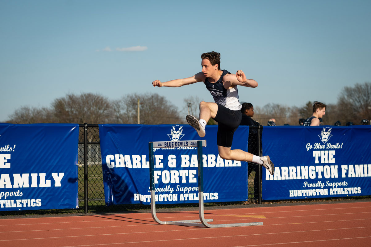 Justin Stevens ran on Huntington's state championship and All-American relay team. (Darin Reed photo)