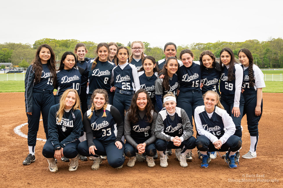The 2019 Huntington High School varsity softball team. (Darin Reed photo.)