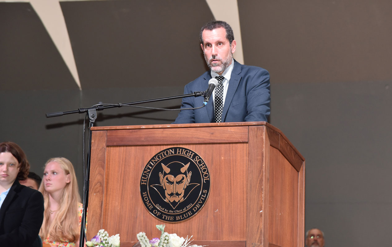 Huntington Superintendent James W. Polansky presented the National School Development Council awards.