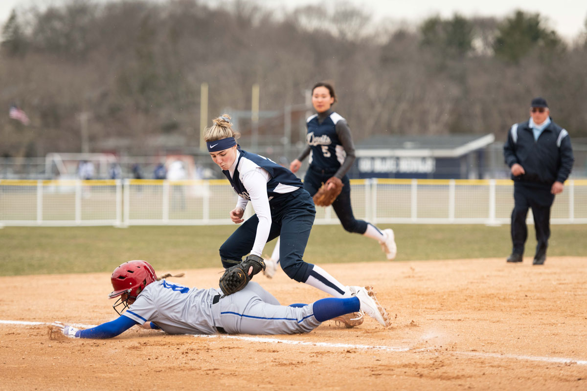 Third baseman Isabella Toscano is one of Huntington's best players. (Darin Reed photo)