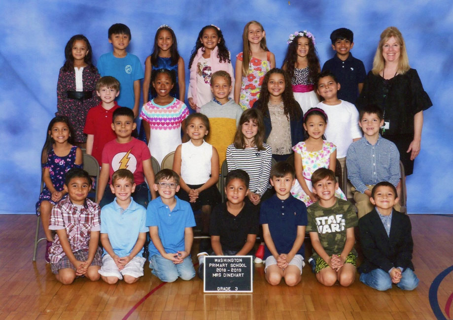 Washington School third graders in teacher Suzy Dinehart's class participated in a video conference with a class 300 miles away.