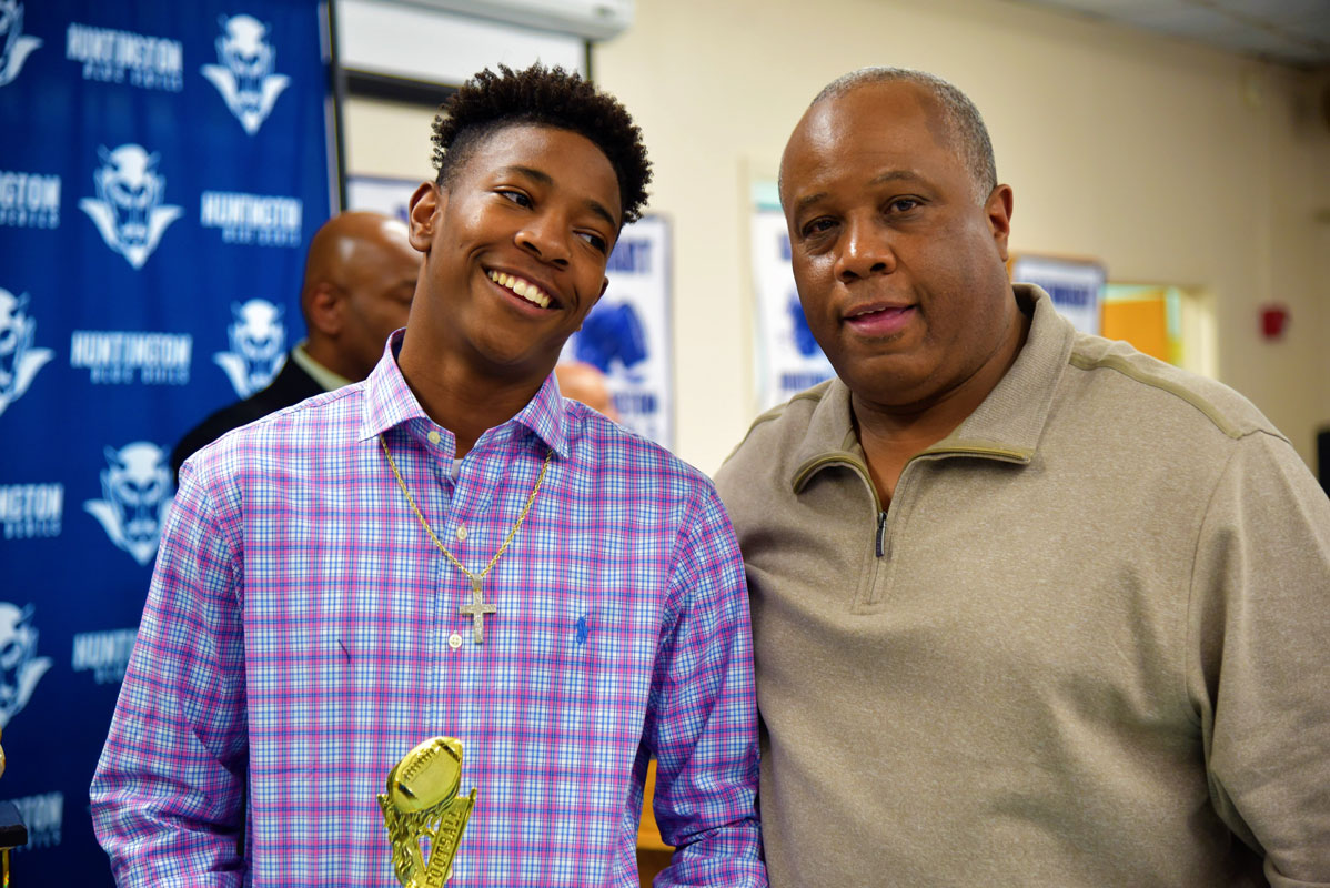 Outstanding Receiver Award recipient Jordan McCoy with coach Todd Jamison (1)