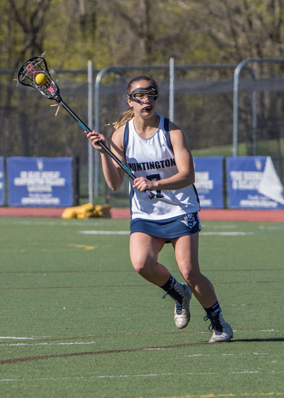 Huntington junior Marissa Stafford in action. (Mike Connell photo.)