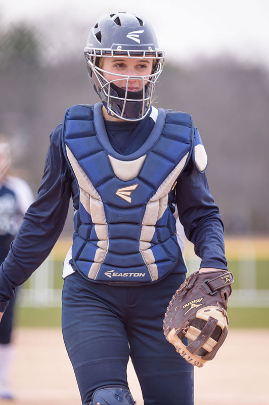 Alexandra Gerbavsits is Huntington's catcher. (Darin Reed photo.)