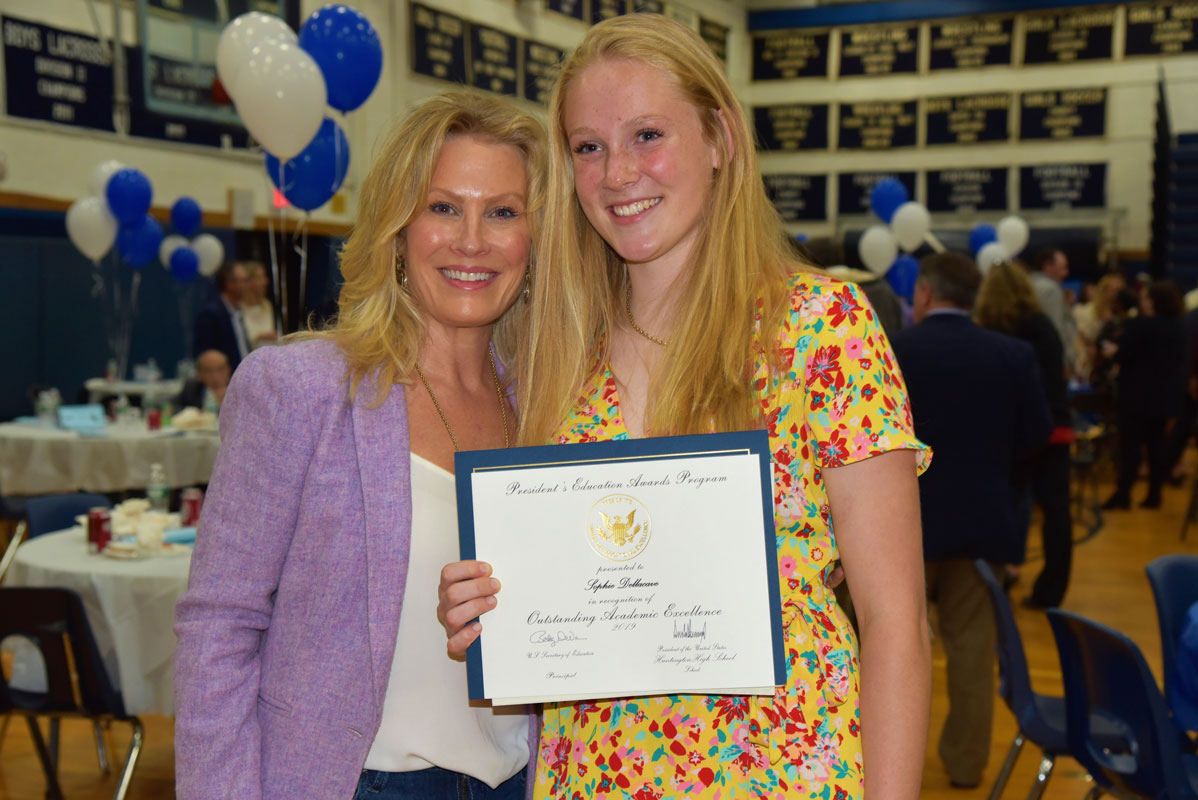 Distinguished Senior Sophie Dellacave with her mom at last week's dinner.
