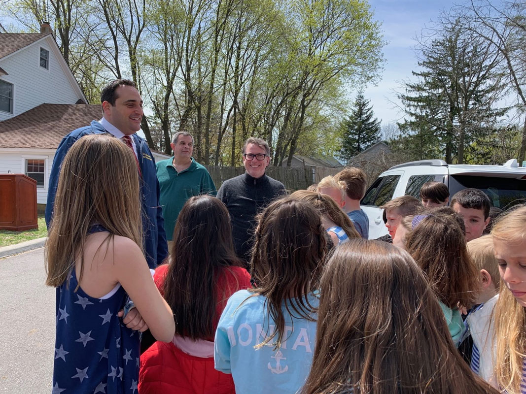 Supervisor Chad Lupinacci met with the Jack Abrams STEM Magnet School fifth graders.