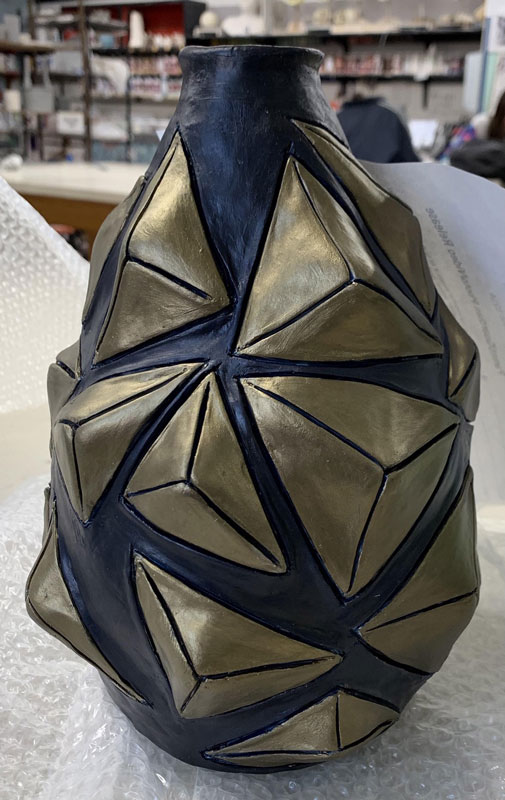 Alexa Splendorio's award winning ceramic vase titled Embodimen was inspired by Esphyr Slobodkina's Vortex #2.
