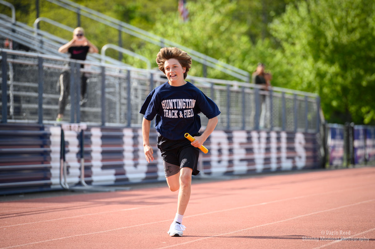 Each of the sixth graders gave the two events their best efforts. (Darin Reed photo.)